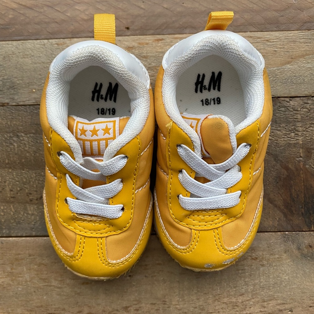 H&M Toddler Tennis Shoes SizeEUR 18/19 -US 2.5-3.5